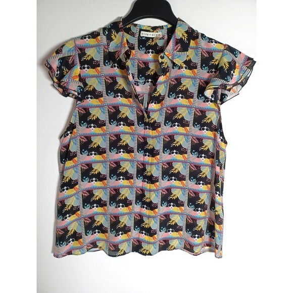 alice + olivia Willa Flutter Sleeve Silk Button-Up Top Large "Stace Face" - Picture 2 of 7
